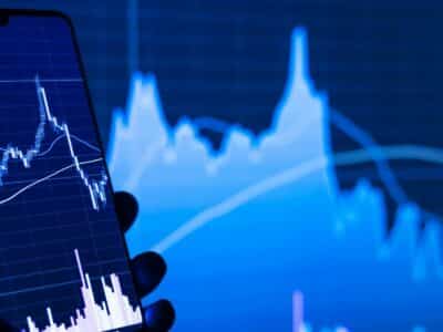 what is an expert advisor